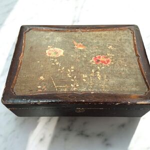 Antique Japanese Jewelry Box Lacquer and Hand Painted, Beautiful Flowers and Bir